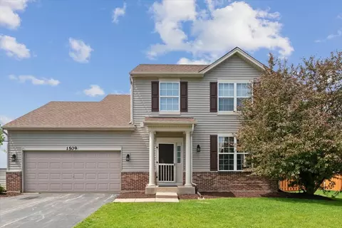 1509 Balboa Dr, Minooka, IL 60447