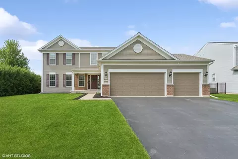 2427 Emerald Ln, Yorkville, IL 60560
