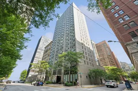 253 E Delaware Pl #7G, Chicago, IL 60611