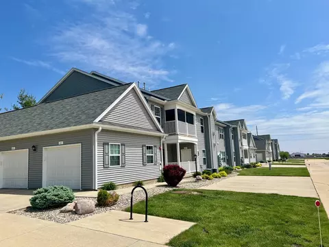 3044 Stillwater Lndg #102, Urbana, IL 61802