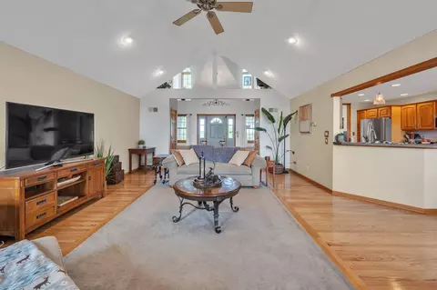 Other - 25921 Creekside Dr, Monee, IL 60449 photo 3 of 10