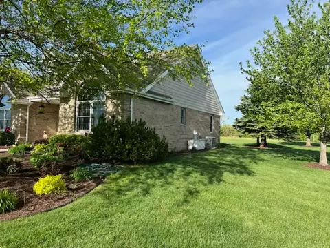 Exterior - 25921 Creekside Dr, Monee, IL 60449 photo 3 of 7