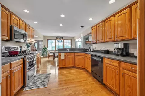 Kitchen - 25921 Creekside Dr, Monee, IL 60449 photo 1 of 1