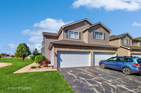 1934 Derby Ln, Belvidere, IL 61008