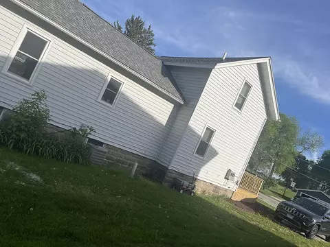 Exterior - 206 Douglas St, Prophetstown, IL 61277 photo 2 of 5