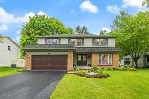 1497 Applegate Dr, Naperville, IL 60565