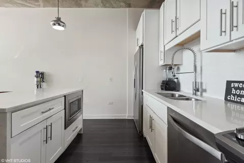 50 E 16th St #910, Chicago, IL 60616 photo 6