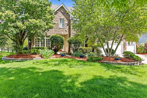 2531 Spartina Rd, Naperville, IL 60564