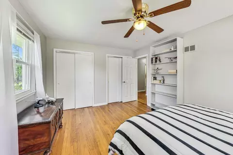 910 W Whitegate Dr, Mount Prospect, IL 60056 photo 29