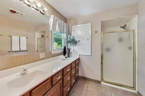 910 W Whitegate Dr, Mount Prospect, IL 60056 photo 24