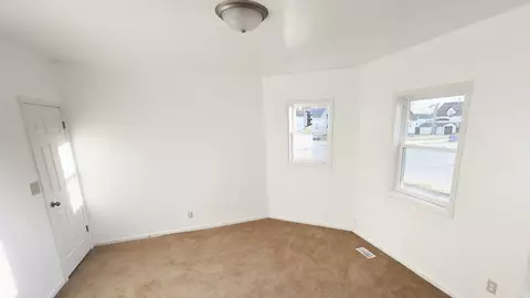706 N Harrison Ave, Kankakee, IL 60901 photo 5