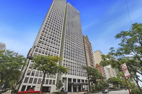 1110 N Lake Shore Dr #17N, Chicago, IL 60611