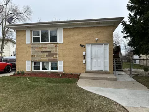 1696 Tanglewood Ave, Hanover Park, IL 60133