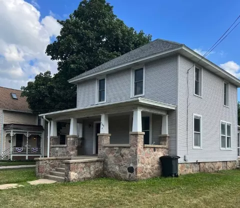705 E Grant Hwy, Marengo, IL 60152