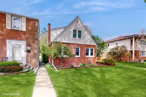 7836 Keeler Ave, Skokie, IL 60076