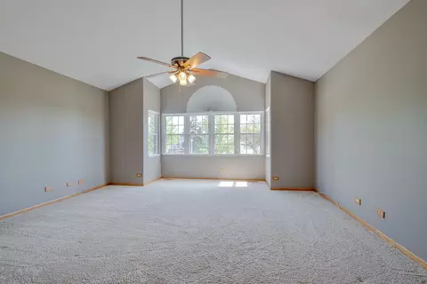 1244 Dunamon Dr, Bartlett, IL 60103 photo 14