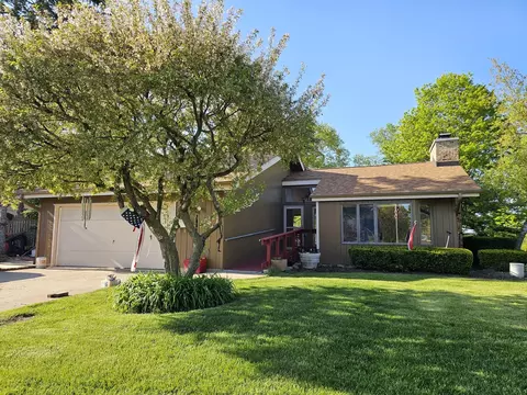 2800 Vercoe Ave, Waukegan, IL 60087