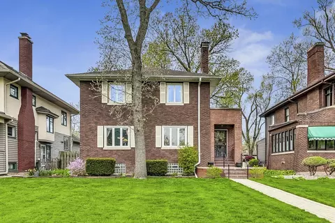 9916 S Winchester Ave, Chicago, IL 60643