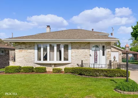 11815 S Leamington Ave, Alsip, IL 60803