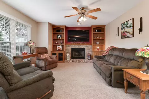 1322 Lismore Ln, Normal, IL 61761 photo 13