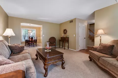 1322 Lismore Ln, Normal, IL 61761 photo 4