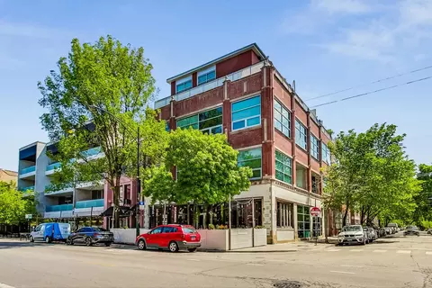 1725 W Division St #304, Chicago, IL 60622