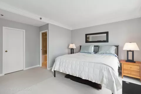 100 E Huron St #2502, Chicago, IL 60611 photo 19