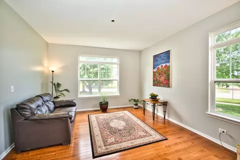 Living - 5950 Chatham Dr, Hoffman Estates, IL 60192 photo 1 of 9