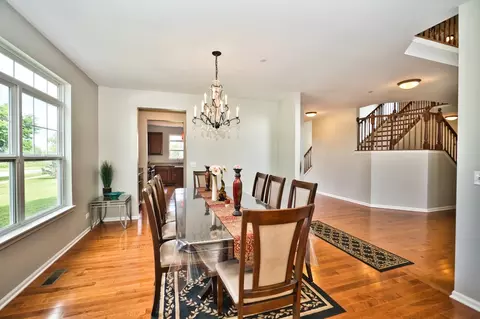 Dining - 5950 Chatham Dr, Hoffman Estates, IL 60192 photo 2 of 3