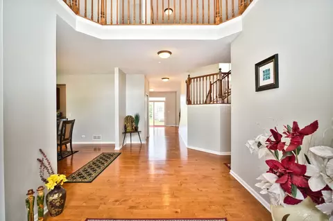 Other - 5950 Chatham Dr, Hoffman Estates, IL 60192 photo 2 of 14