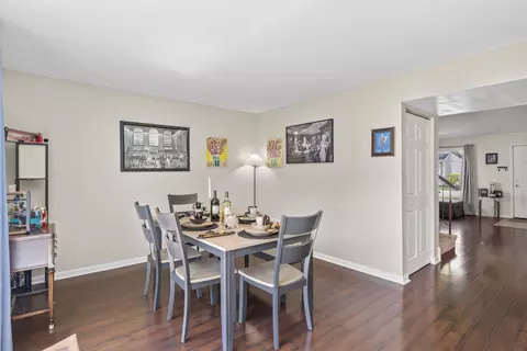 Dining - 1983 Franklin Pl, Hoffman Estates, IL 60169 photo 2 of 2