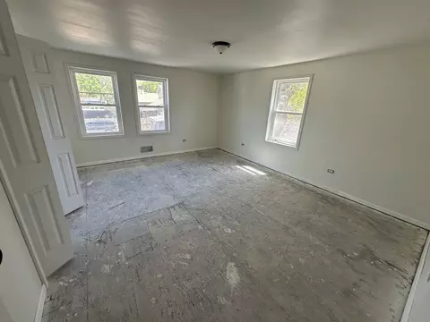 Bedroom - 5 N State St, Aurora, IL 60505 photo 1 of 3