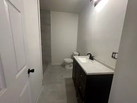 Bath - 5 N State St, Aurora, IL 60505 photo 2 of 3