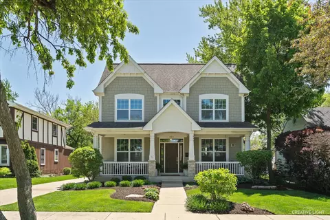 323 Elm St, Glen Ellyn, IL 60137
