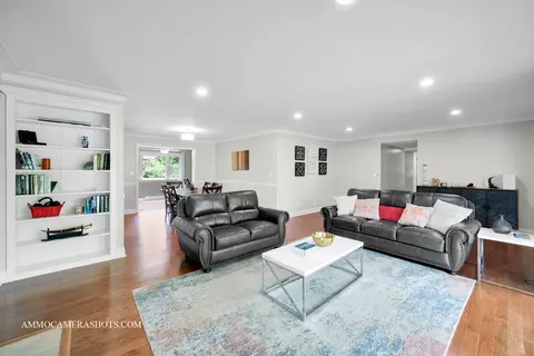 304 E Hawthorne Blvd, Wheaton, IL 60187 photo 7