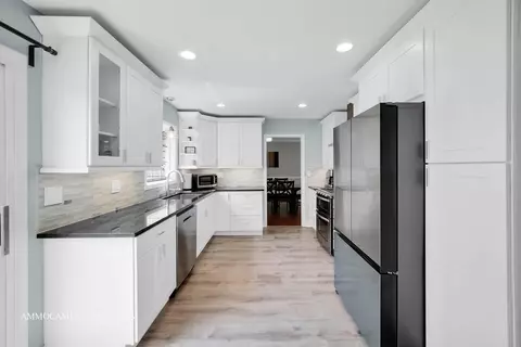304 E Hawthorne Blvd, Wheaton, IL 60187 photo 10