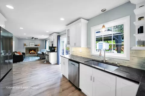 304 E Hawthorne Blvd, Wheaton, IL 60187 photo 11