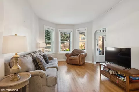 Living - 916 Beloit Ave, Forest Park, IL 60130 photo 1 of 1