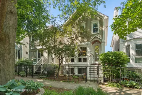 1764 W Thorndale Ave, Chicago, IL 60660