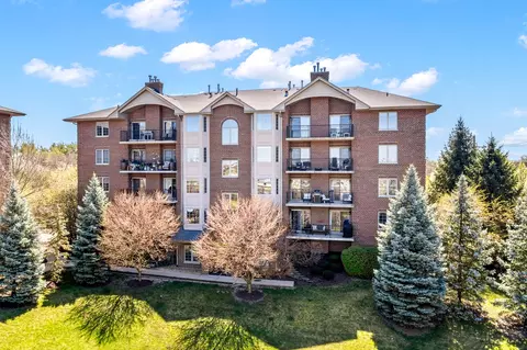 6675 S Cass Ave #3C, Westmont, IL 60559