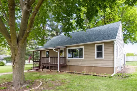 1007 Arland St, Rock Falls, IL 61071