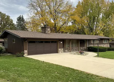 411 Elm St, Spring Valley, IL 61362