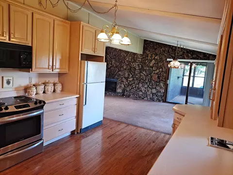 411 Elm St, Spring Valley, IL 61362 photo 11