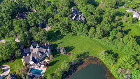 3433 Dover Hill Ct, Saint Charles, IL 60175