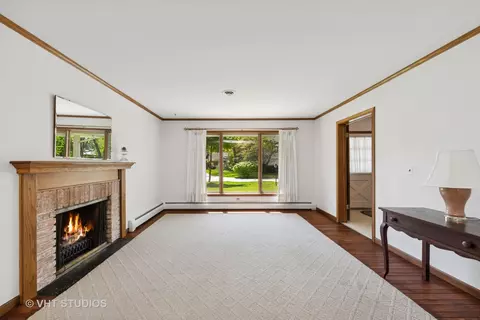 1212 Arbor Vitae Rd, Deerfield, IL 60015 photo 3
