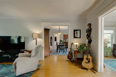 Living - 4 Dunbar Dr, Bloomington, IL 61701 photo 1 of 3