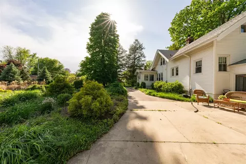 Exterior - 4 Dunbar Dr, Bloomington, IL 61701 photo 23 of 25