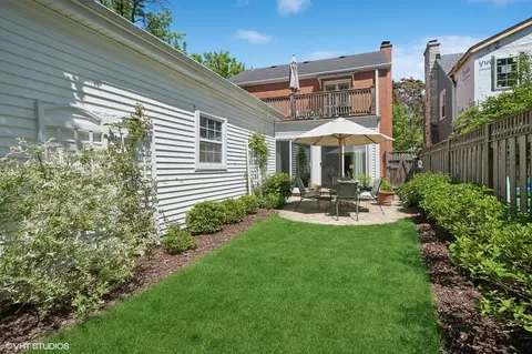 2044 Ewing Ave, Evanston, IL 60201 photo 29
