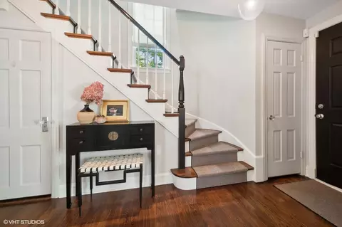 2044 Ewing Ave, Evanston, IL 60201 photo 4