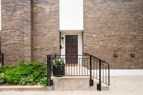 56 W Schiller St, Chicago, IL 60610